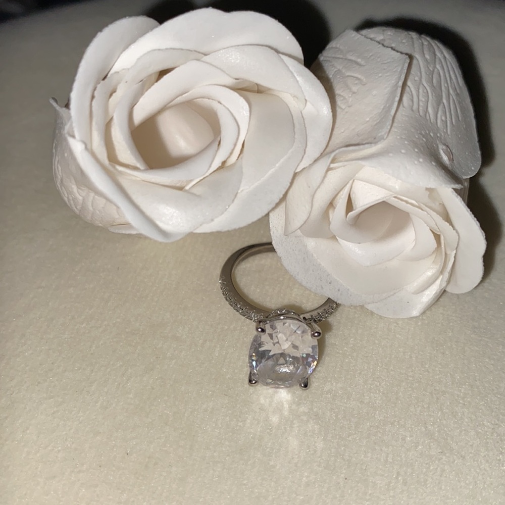 **SILVER CZ DIAMOND RING SIZE 6 💍 - Picture 8 of 9